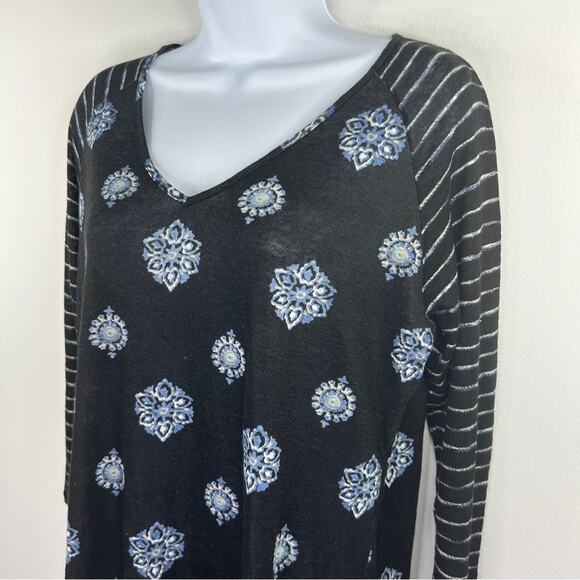 J.Jill Linen Black Medallion Print‎ 3/4 Sleeve Top Size S Raglan Stripe V-Neck - Picture 3 of 10